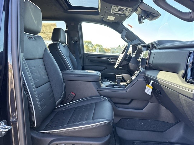 GMC Sierra 1500 Vehicle Full-screen Gallery Image 25