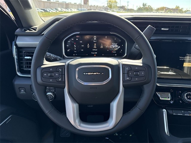 GMC Sierra 2500HD Vehicle Full-screen Gallery Image 14