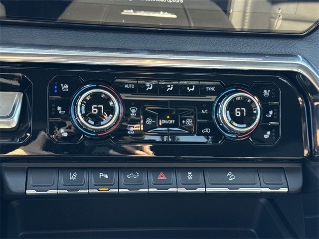 GMC Sierra 2500HD Vehicle Full-screen Gallery Image 19