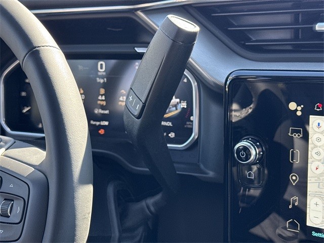 GMC Sierra 2500HD Vehicle Full-screen Gallery Image 20