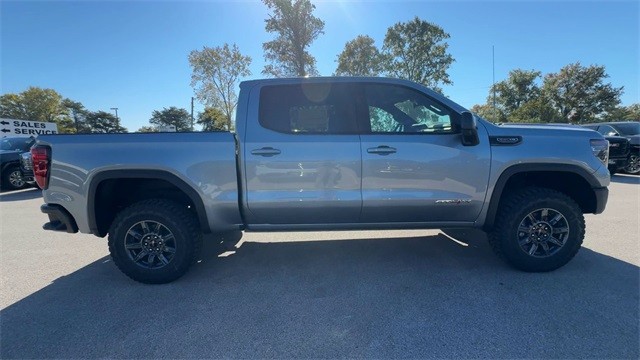 GMC Sierra 1500 Vehicle Full-screen Gallery Image 09