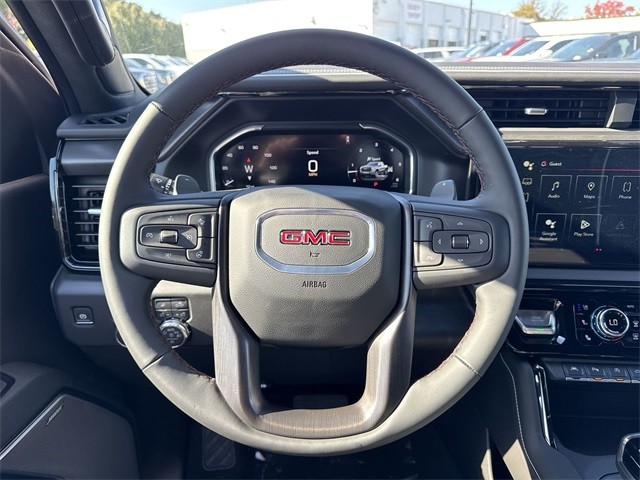 GMC Sierra 1500 Vehicle Full-screen Gallery Image 14