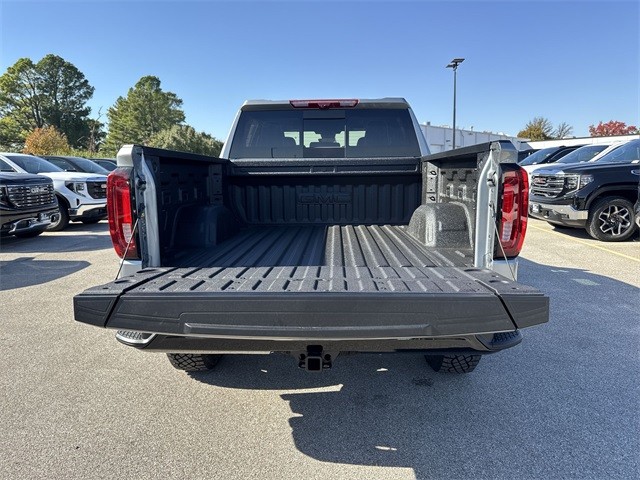 GMC Sierra 1500 Vehicle Full-screen Gallery Image 24