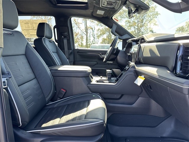 GMC Sierra 1500 Vehicle Full-screen Gallery Image 25