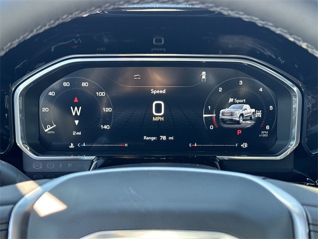 GMC Sierra 1500 Vehicle Full-screen Gallery Image 15