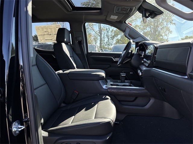 GMC Sierra 1500 Vehicle Full-screen Gallery Image 25