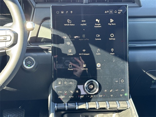 GMC Terrain Vehicle Full-screen Gallery Image 16