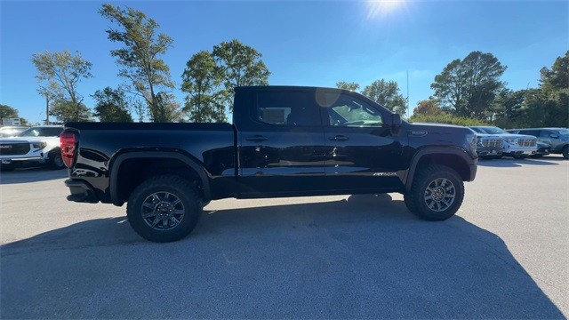 GMC Sierra 1500 Vehicle Full-screen Gallery Image 09