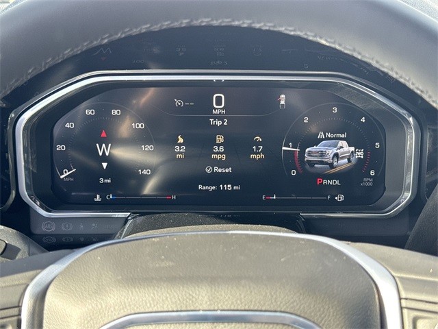 GMC Sierra 1500 Vehicle Full-screen Gallery Image 15