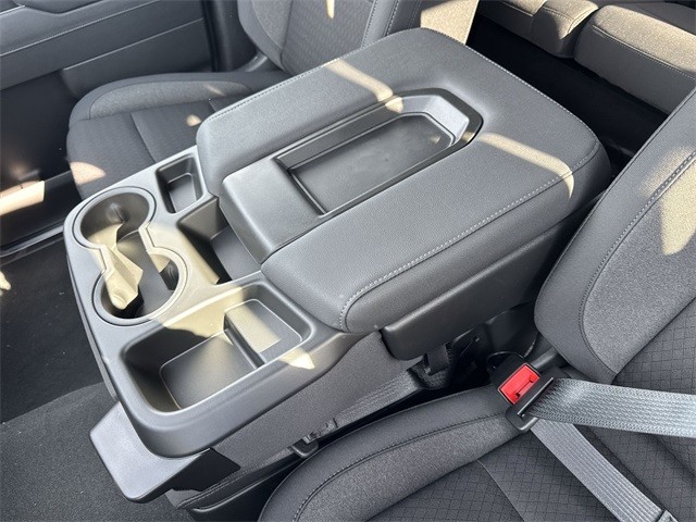 GMC Sierra 1500 Vehicle Full-screen Gallery Image 21