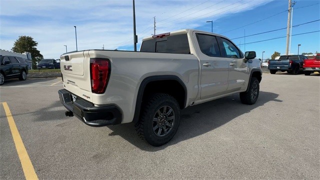 GMC Sierra 1500 Vehicle Full-screen Gallery Image 08