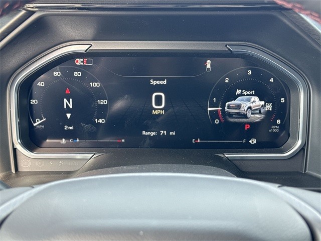 GMC Sierra 1500 Vehicle Full-screen Gallery Image 15