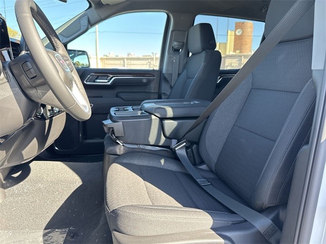 GMC Sierra 1500 Vehicle Full-screen Gallery Image 11