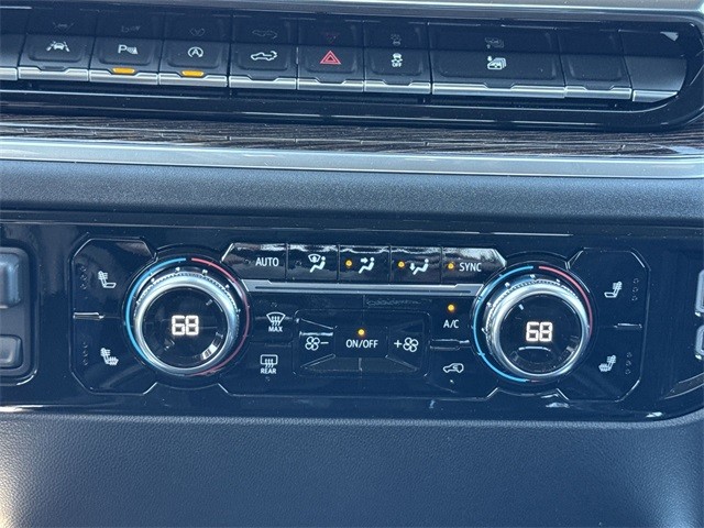 GMC Sierra 1500 Vehicle Full-screen Gallery Image 19