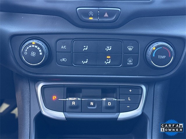 GMC Terrain Vehicle Full-screen Gallery Image 21