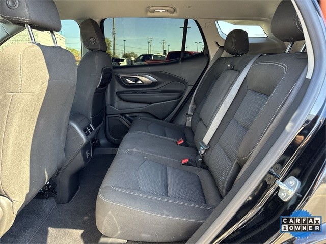 GMC Terrain Vehicle Full-screen Gallery Image 27