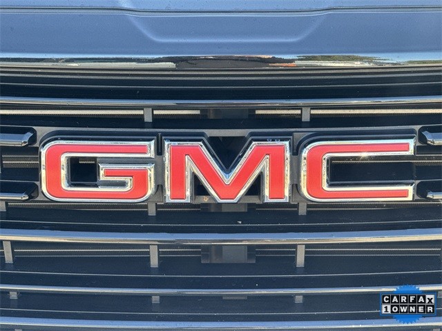 GMC Terrain Vehicle Full-screen Gallery Image 33