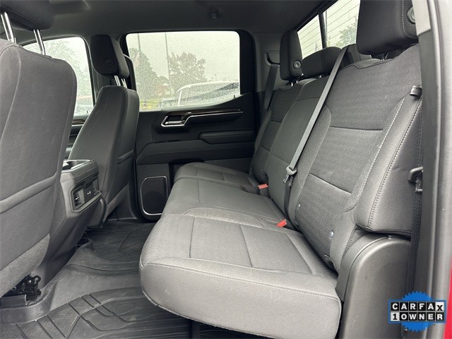 Chevrolet Silverado 1500 Vehicle Full-screen Gallery Image 29