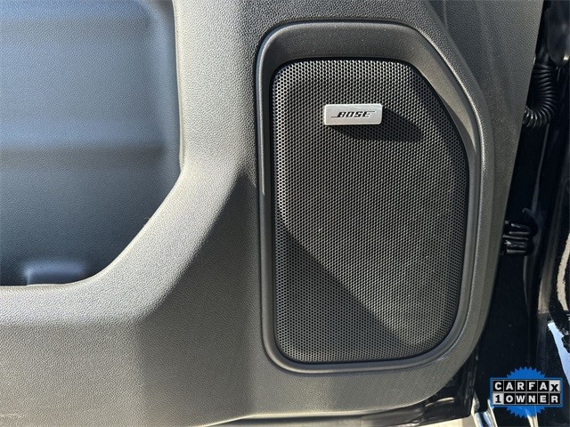 GMC Sierra 1500 Limited Vehicle Full-screen Gallery Image 29