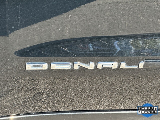 GMC Sierra 1500 Limited Vehicle Full-screen Gallery Image 37