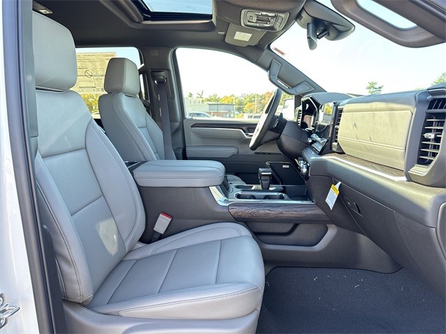 GMC Sierra 1500 Vehicle Full-screen Gallery Image 25