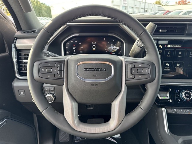 GMC Sierra 3500HD Vehicle Full-screen Gallery Image 14