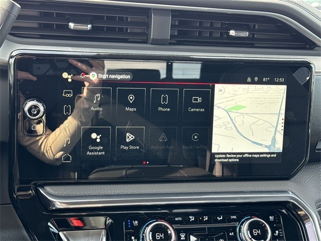 GMC Sierra 3500HD Vehicle Full-screen Gallery Image 16