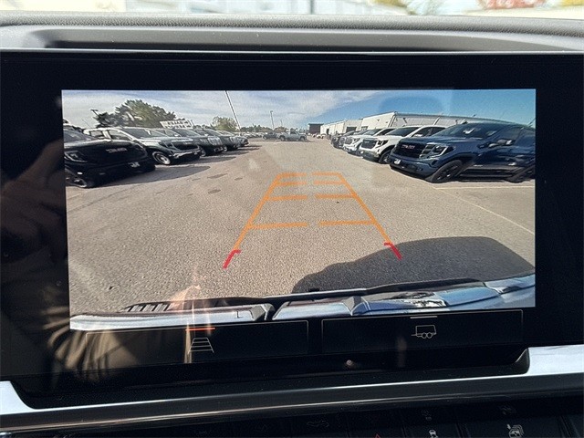 GMC Sierra 1500 Vehicle Full-screen Gallery Image 17