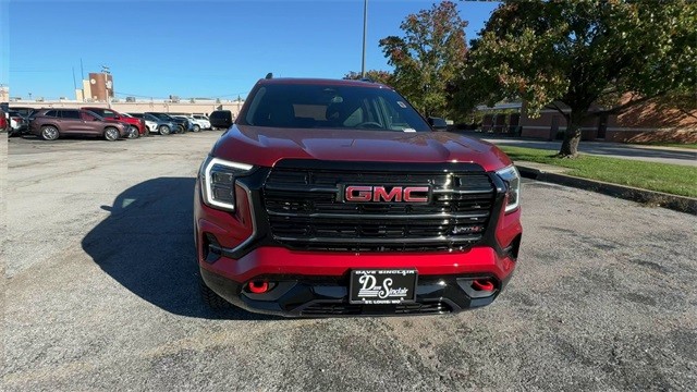 GMC Terrain Vehicle Full-screen Gallery Image 03