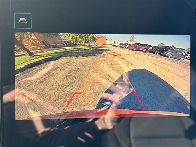 GMC Terrain Vehicle Full-screen Gallery Image 17