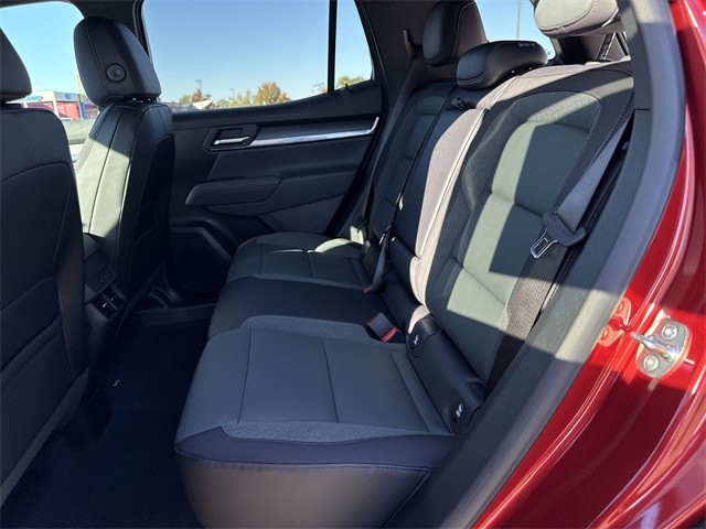 GMC Terrain Vehicle Full-screen Gallery Image 22