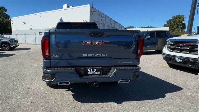 GMC Sierra 1500 Vehicle Full-screen Gallery Image 07