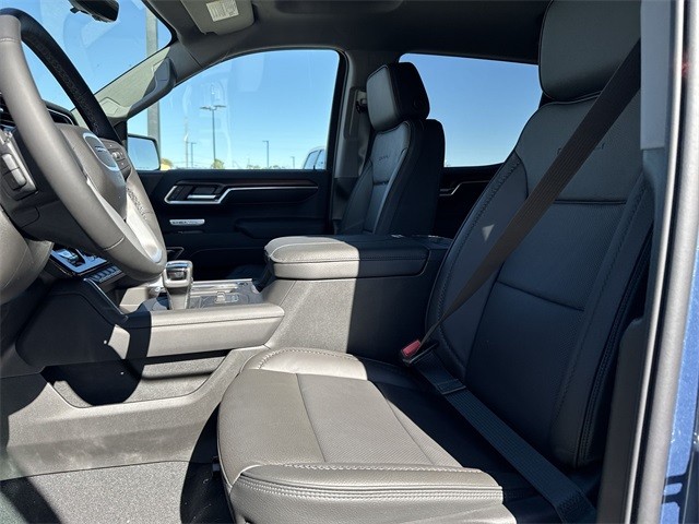 GMC Sierra 1500 Vehicle Full-screen Gallery Image 11