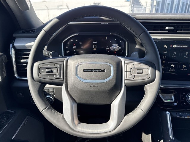 GMC Sierra 1500 Vehicle Full-screen Gallery Image 14