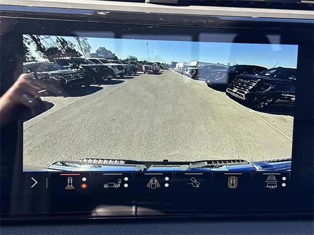 GMC Sierra 1500 Vehicle Full-screen Gallery Image 17