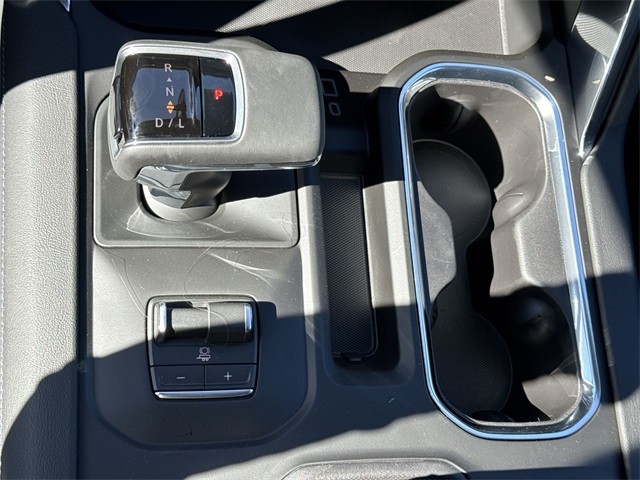 GMC Sierra 1500 Vehicle Full-screen Gallery Image 20