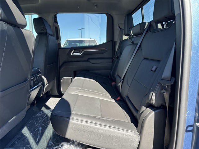 GMC Sierra 1500 Vehicle Full-screen Gallery Image 22