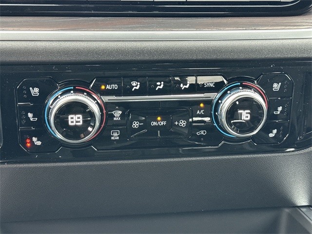 GMC Sierra 1500 Vehicle Full-screen Gallery Image 19