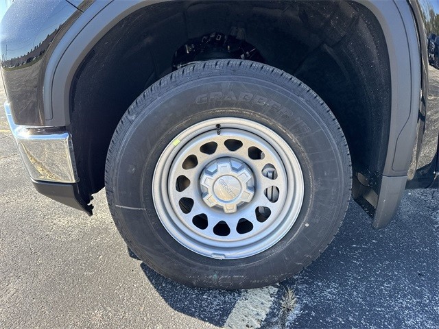 GMC Sierra 1500 Vehicle Full-screen Gallery Image 10