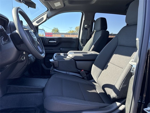 GMC Sierra 1500 Vehicle Full-screen Gallery Image 11