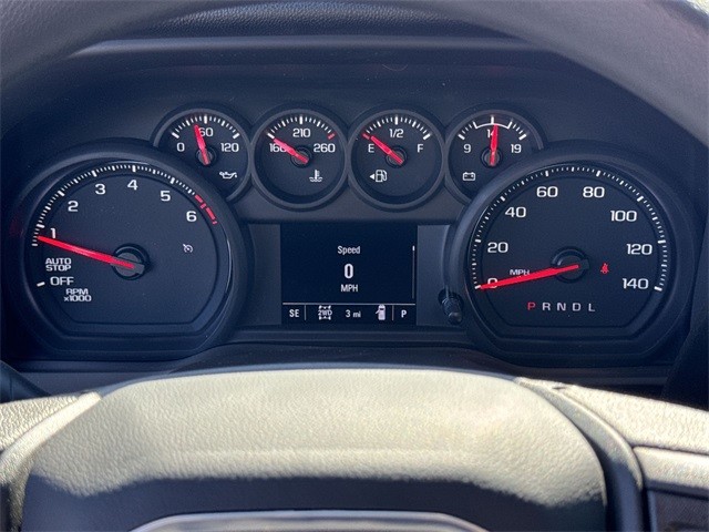 GMC Sierra 1500 Vehicle Full-screen Gallery Image 15