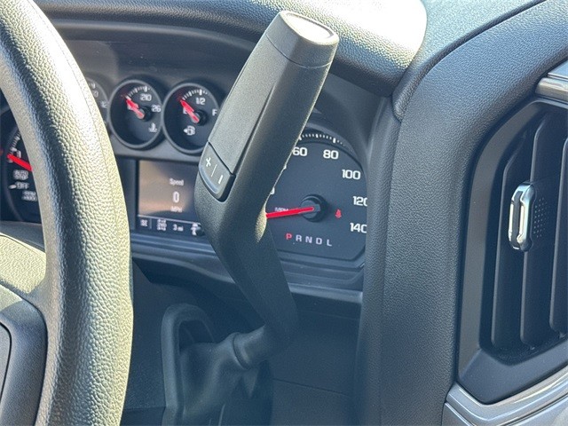 GMC Sierra 1500 Vehicle Full-screen Gallery Image 19