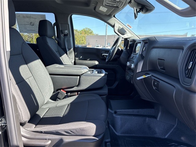 GMC Sierra 1500 Vehicle Full-screen Gallery Image 23