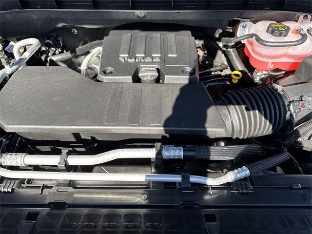 GMC Sierra 1500 Vehicle Full-screen Gallery Image 24