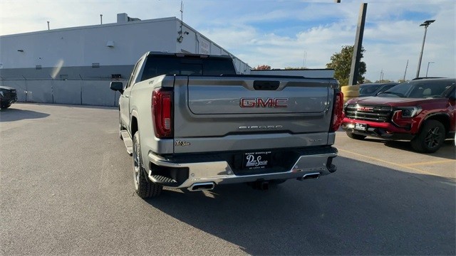 GMC Sierra 1500 Vehicle Full-screen Gallery Image 07