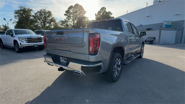 GMC Sierra 1500 Vehicle Full-screen Gallery Image 08