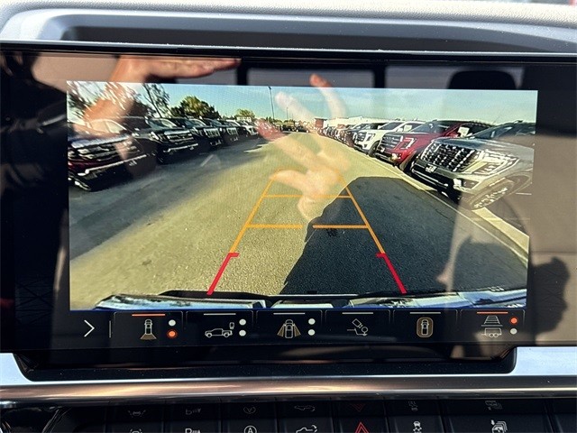 GMC Sierra 1500 Vehicle Full-screen Gallery Image 17