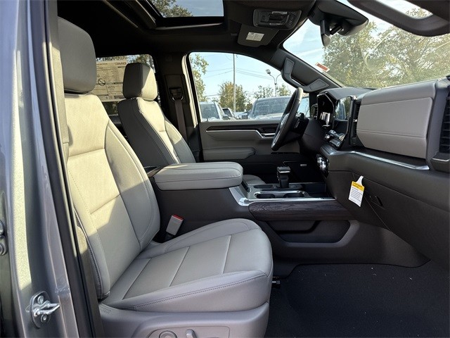 GMC Sierra 1500 Vehicle Full-screen Gallery Image 25