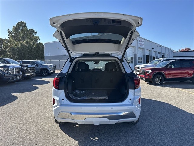 GMC Terrain Vehicle Full-screen Gallery Image 23