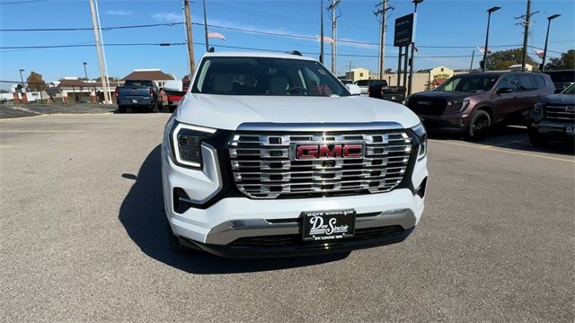 GMC Terrain Vehicle Full-screen Gallery Image 03